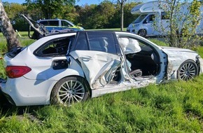 Feuerwehr Schermbeck: FW-Schermbeck: Unfall B58