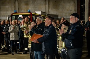 Feuerwehr Bremerhaven: FW Bremerhaven: Freiwillige Feuerwehr Bremerhaven-Wulsdorf feiert Richtfest