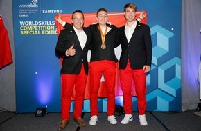 Swissmechanic Schweiz: WorldSkills Competition 2022 : Médaille de bronze en «Industrial Mechanics» pour le polymécanicien Gil Beutler