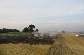 Feuerwehr Heiligenhaus: FW-ME: Ballenpresse löst 10.000 qm-Flächenbrand aus (Meldung 22/2015)