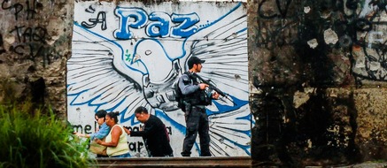 terre des hommes schweiz: Schweizer Rüstungsfirmen profitieren von Bolsonaros Waffenpolitik