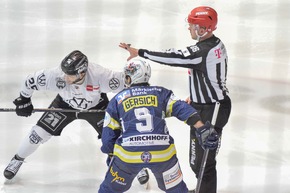 FW-MK: Blaulichtspieltag der Iserlohn Roosters