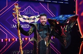 ProSieben: Felix von Jascheroff lüftet vor 4,43 Millionen #MaskedSinger-Fans die BLACK MAMBA Maske