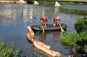 Freiwillige Feuerwehr Celle: FW Celle: Öl auf der Aller
