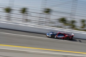 Der Ford GT fährt bei den 24 Stunden von Daytona erneut zum GTLM-Klassensieg (FOTO)