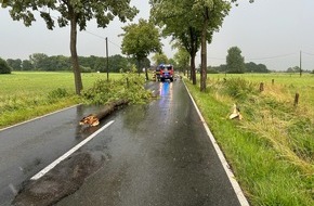 Freiwillige Feuerwehr Alpen: FW Alpen: Mehrere Sturmeinsätze im Gemeindegebiet Alpen