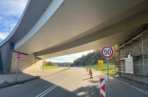 Polizeidirektion Trier: POL-PDTR: Zeugenaufruf. Gegenverkehr auf der Verflechtung B41 gefährdet