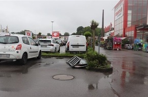 Polizei Mettmann: POL-ME: Verkehrsunfallfluchten aus dem Kreisgebiet - Kreis Mettmann - 2406034