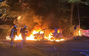 Polizeiinspektion Hildesheim: POL-HI: PKW ausgebrannt