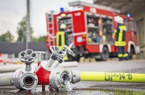 Polizei Mettmann: POL-ME: Containerbrand - Die Polizei ermittelt - Wülfrath - 2306031