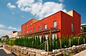 Strenger: Baustolz feiert Übergabe des 600. Hauses / Ambitioniertes Ziel für 2014: Verkauf von 250 Wohneinheiten / Bauträgerunternehmen seit Gründung 2007 auf Erfolgskurs (FOTO)