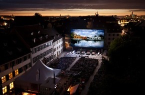 Allianz Cinema: OrangeCinema - Schöner Start für das Basler Sommerkino auf dem Münsterplatz