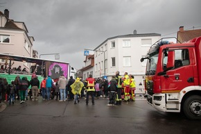 FW LK Neunkirchen: Neunkircher Feuerwehr auch an Rosenmontag im Einsatz