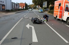 Polizei Minden-Lübbecke: POL-MI: Motorradfahrer wird bei Unfall lebensgefährlich verletzt