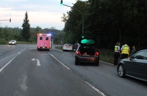 Polizei Rheinisch-Bergischer Kreis: POL-RBK: Bergisch Gladbach - Fahrerin in Gedanken - Vier Verletzte bei Auffahrunfall