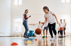 CooperVision: Sehen, bewegen, mitmachen / Kontaktlinsen als Option f&uuml;r Kinder im Schulsport