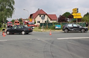 Polizei Minden-Lübbecke: POL-MI: Drei Verletzte nach Vorfahrtsmissachtung auf der Bundesstraße 482