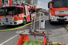 Feuerwehr Bergisch Gladbach: FW-GL: Brand in einem Gewerbebetrieb im Stadtteil Gronau von Bergisch Gladbach
