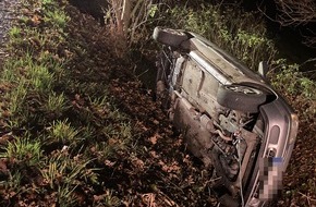 Polizei Bielefeld: POL-BI: Fahranfänger gerät mit Pkw in Graben