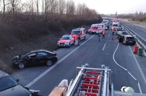 Verkehrsdirektion Mainz: POL-VDMZ: Unfall - Fünf Verletzte, hoher Sachschaden