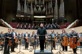MDR Mitteldeutscher Rundfunk: Auftakt zur Konzertsaison 2022/23: MDR-Ensembles starten mit großer Chorsinfonik von John Adams im Gewandhaus