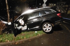 Polizei Aachen: POL-AC: Zwei Leichtverletzte nach Unfall