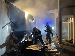 KFV Bodenseekreis: Brand im Döner-Imbiß - Feuerwehr verhindert Übergreifen auf Wohnhaus