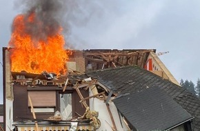 Polizeidirektion Wittlich: POL-PDWIL: Wohnhausbrand eines Einfamilienhauses mit Personenschaden