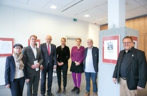 Universität Osnabrück: Ausstellung „Betroffene zeigen Gesicht“ im Forum am Dom Osnabrück eröffnet: Eindrückliche Ausstellung zu Opfern sexualisierter Gewalt in deutschen Bistümern