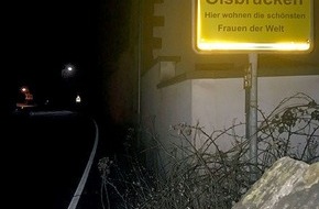 Polizeipräsidium Westpfalz: POL-PPWP: Der April-Scherz mit den Ortsschildern...