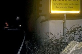 Polizeipräsidium Westpfalz: POL-PPWP: Der April-Scherz mit den Ortsschildern...