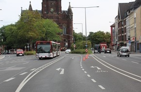 Polizei Aachen: POL-AC: Schwerer Verkehrsunfall auf dem Adalbertsteinweg - 82- jährige Fußgängerin von Linienbus erfasst