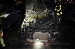 Polizei Duisburg: POL-DU: Alt-Homberg: Auto in Vollbrand - Kripo sucht Zeugen