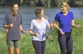 Krewel Meuselbach GmbH: Walk mit: Rückenschmerzen locker davon laufen - Teufelskralle hilft, beweglicher zu werden und zu bleiben -