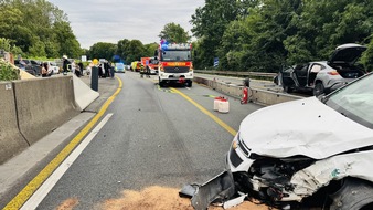 Feuerwehr M&uuml;lheim an der Ruhr: FW-MH: Verkehrsunfall auf der BAB 40 - mehrere verletzte Personen
