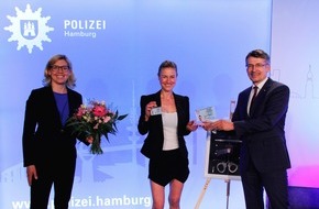 Polizei Hamburg: POL-HH: 210617-1. Schauspielerin Rhea Harder-Vennewald ist Ehrenkommissarin 2021