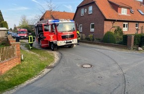 Feuerwehr Flotwedel: FW Flotwedel: Hydraulikleitung geplatzt - Ortsfeuerwehr Bröckel im Einsatz