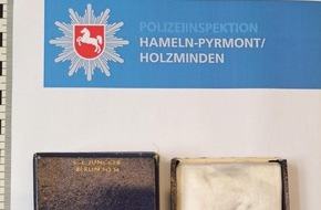 Polizeiinspektion Hameln-Pyrmont/Holzminden: POL-HM: Eigentümer zu Orden und Münzen gesucht