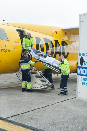 Weltweit mehr erkrankte und verletzte Urlauber / ADAC Ambulanzdienst betreut 2016 rd. 55.000 Patienten