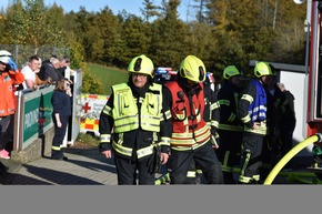 FW Wenden: Jahresabschlussübung der Feuerwehr Wenden