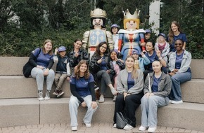 NORMA: Team Abenteuer - NORMA macht mit / Azubis zaubern acht Vorschulkindern der Lebenshilfe Fürth ein Lächeln ins Gesicht