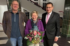 Polizeipräsidium Hamm: POL-HAM: Lesung im Hammer Polizeipräsidium: Dr. Maria Perrefort spricht über Opfer und die Rolle der Polizei während der NS-Verfolgung in Hamm