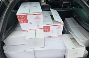 Hauptzollamt Schweinfurt: HZA-SW: Ein Kofferraum voller ungek&uuml;hlter Pizzen - Schweinfurter Zoll stoppt "Lebensmittel-Kurier" auf der Autobahn