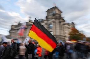 Democracy News Alliance: Germany "rested on its laurels" too long, report finds