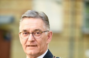 Deutscher Feuerwehrverband e. V. (DFV): Weltfeuerwehr: Deutschland im Präsidium/ 
Hartmut Ziebs wird Vizepräsident im Weltfeuerwehrverband