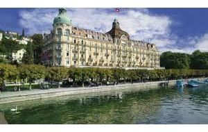 Baulink AG: INVITA Hospitality Projects by BAULINK renoviert das Mandarin Oriental Palace Luzern