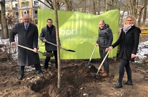 BPD Immobilienentwicklung GmbH: StilVeste Zirndorf - BPD-Projektabschluss mit Baumpflanzung