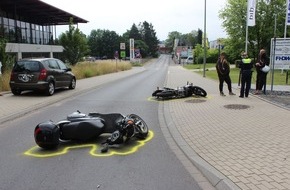 Polizei Rheinisch-Bergischer Kreis: POL-RBK: Bergisch Gladbach - Auffahrunfall unter Beteiligung von zwei Krafträdern