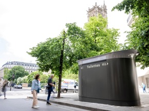 Welttoilettentag: JCDecaux schließt den Roll-Out des weltweit größten Netzes selbstreinigender öffentlicher Toiletten in Paris ab
