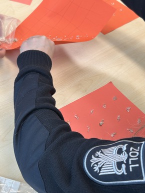 ZOLL-F: Edelsteine sichergestellt - Tatverdächtiger in Untersuchungshaft Frankfurter Zoll verfolgt Diamanten-Schmuggel